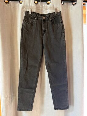 Women's Black High-Rise Straight Jeans